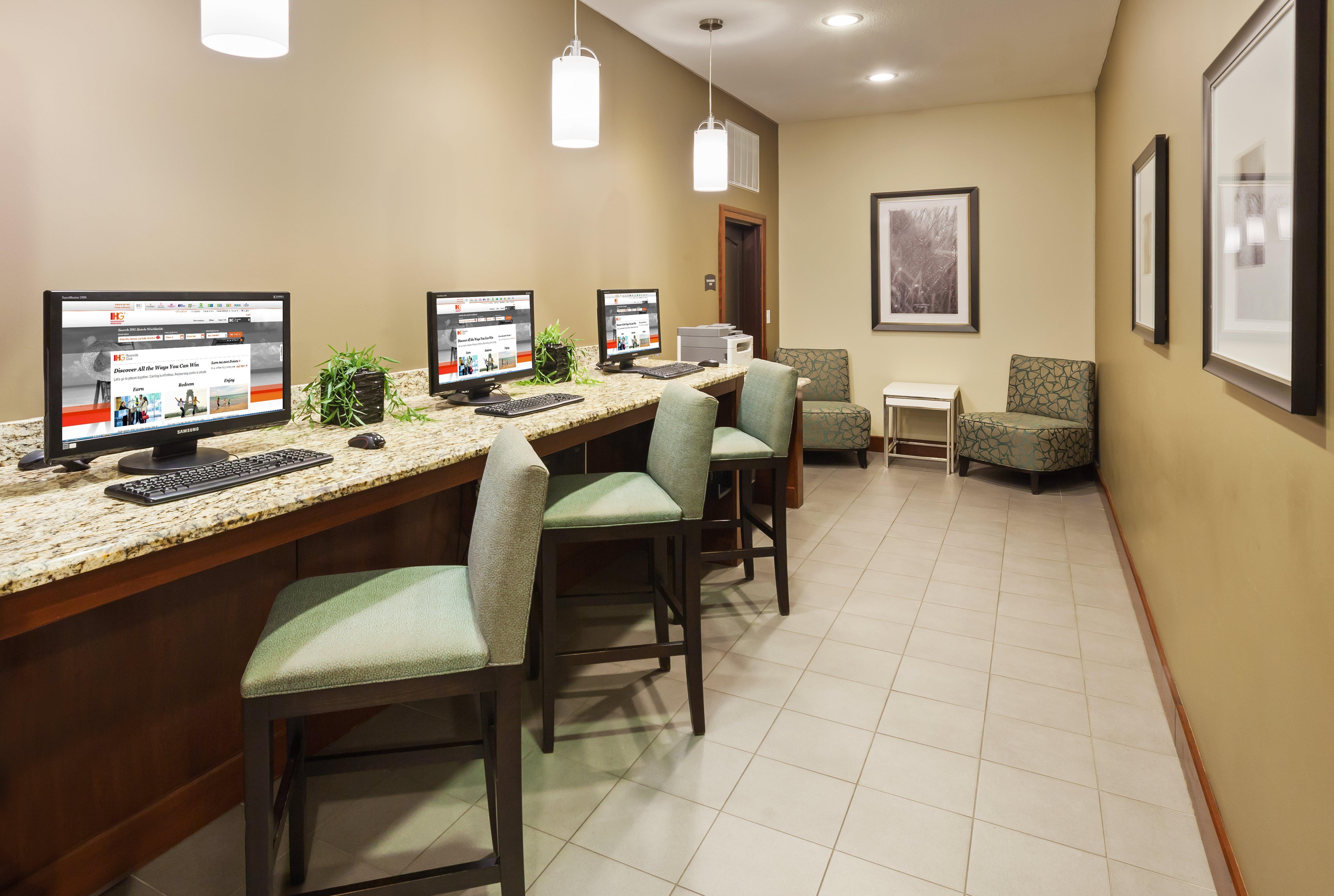 Staybridge Suites Tyler University Area By Ihg Bagian luar foto