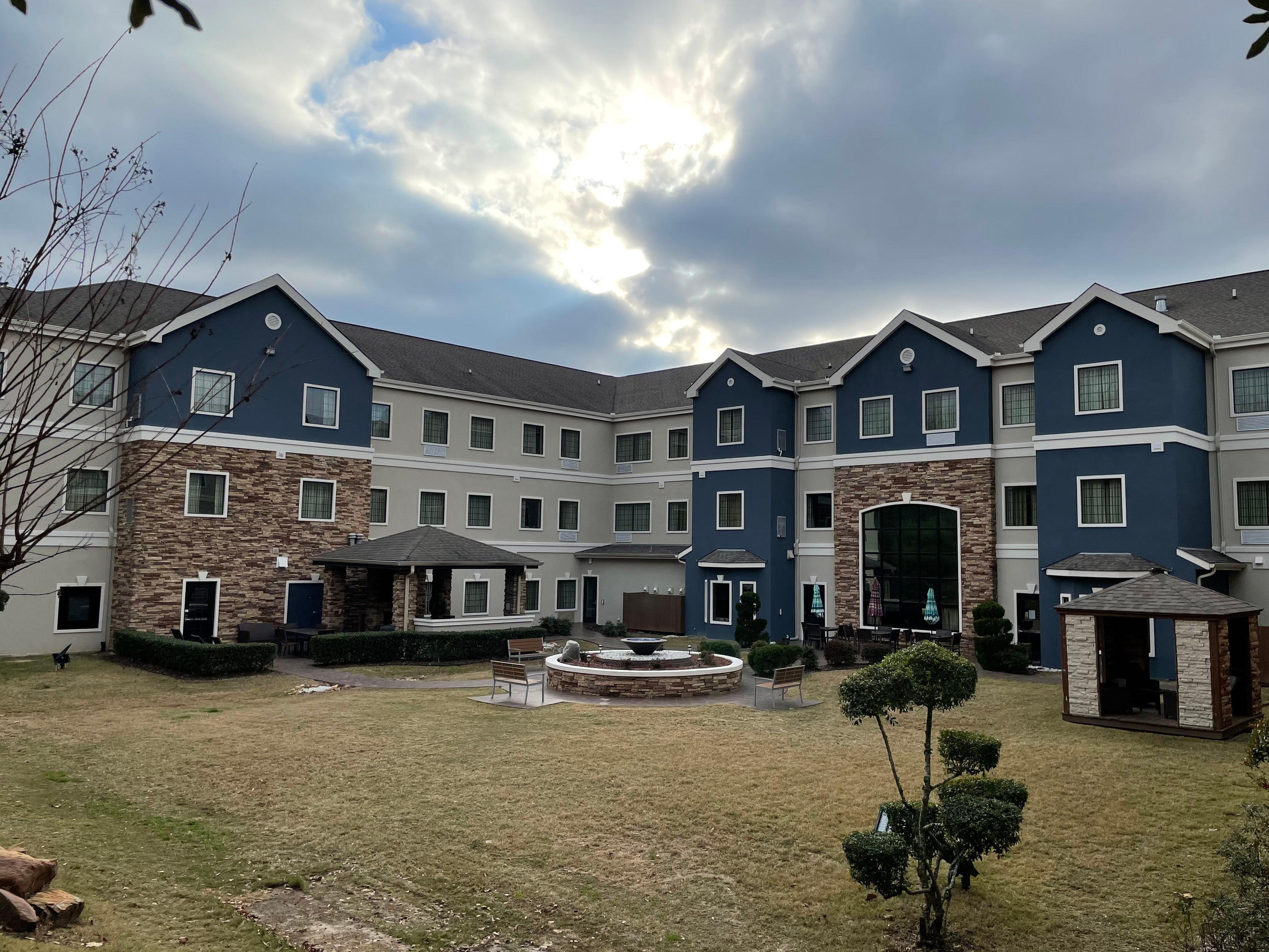 Staybridge Suites Tyler University Area By Ihg Bagian luar foto