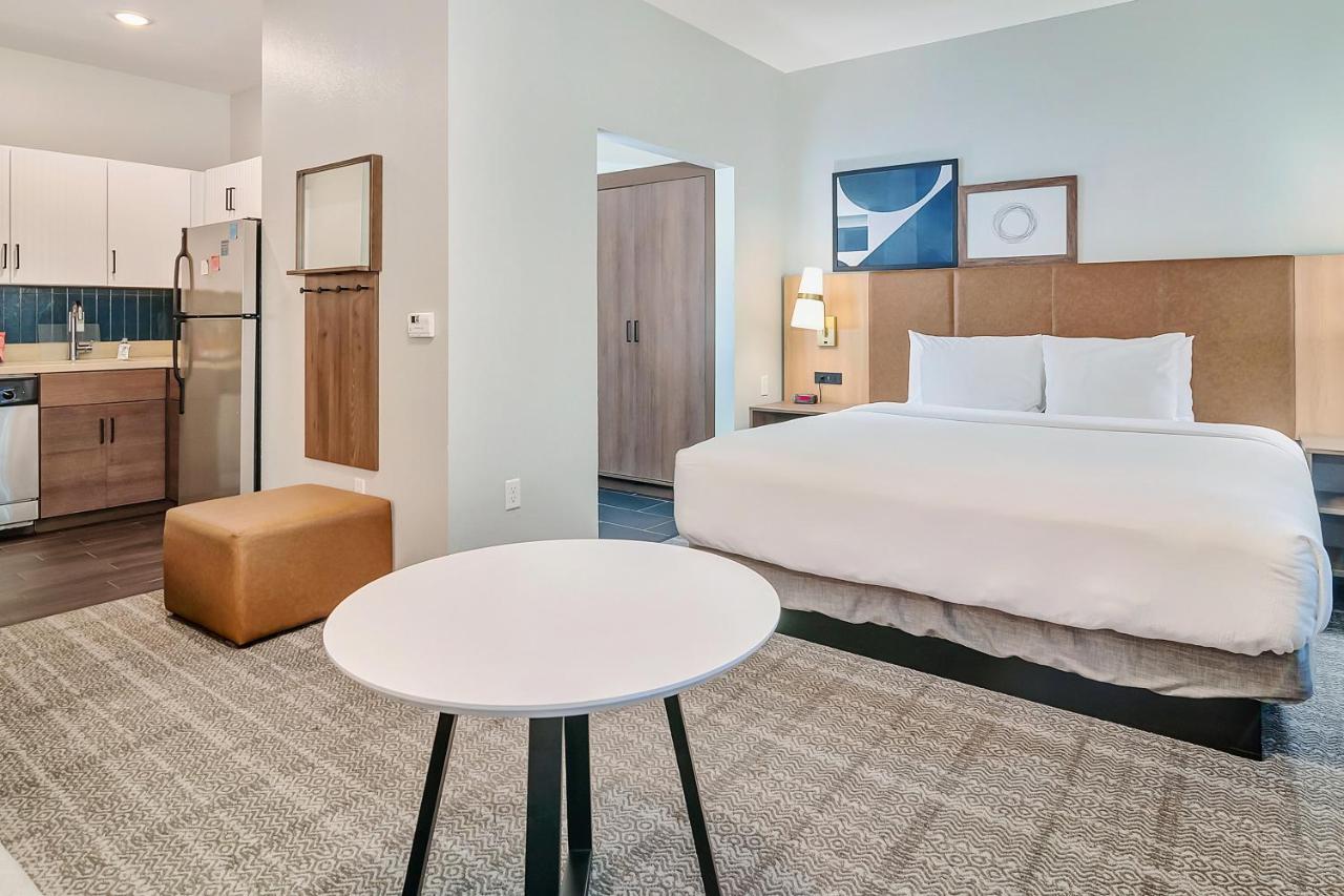 Staybridge Suites Tyler University Area By Ihg Bagian luar foto